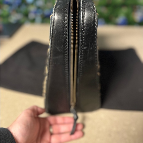 ❌SOLD❌ Chanel Black Quilted Wild Stitch Handbag - Picture 5 of 14